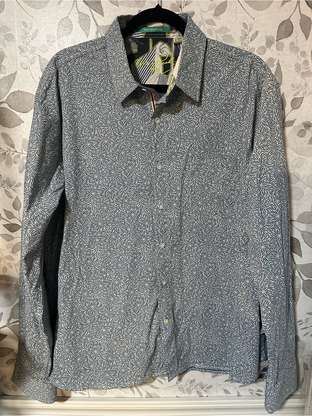 Men's Blue & White Printed Long-Sleeve Button-Down Shirt